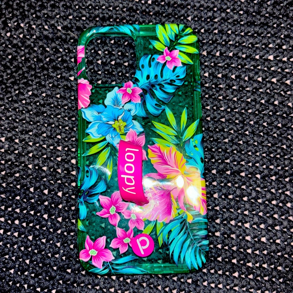 iPhone 12/12 Pro 6.1” case by Loopy